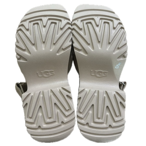 UGG WOMEN SIZE 8 NEW HEIGHTS PLATFORM SANDAL IN MUSTARD SEED NWOB CUSHIONED - Picture 8 of 10